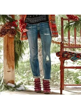 Driftwood Distressed Audrey Jeans Size 26